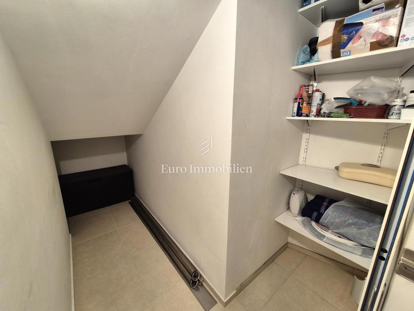 Apartma Na predaj - PRIMORSKO-GORANSKA KRK