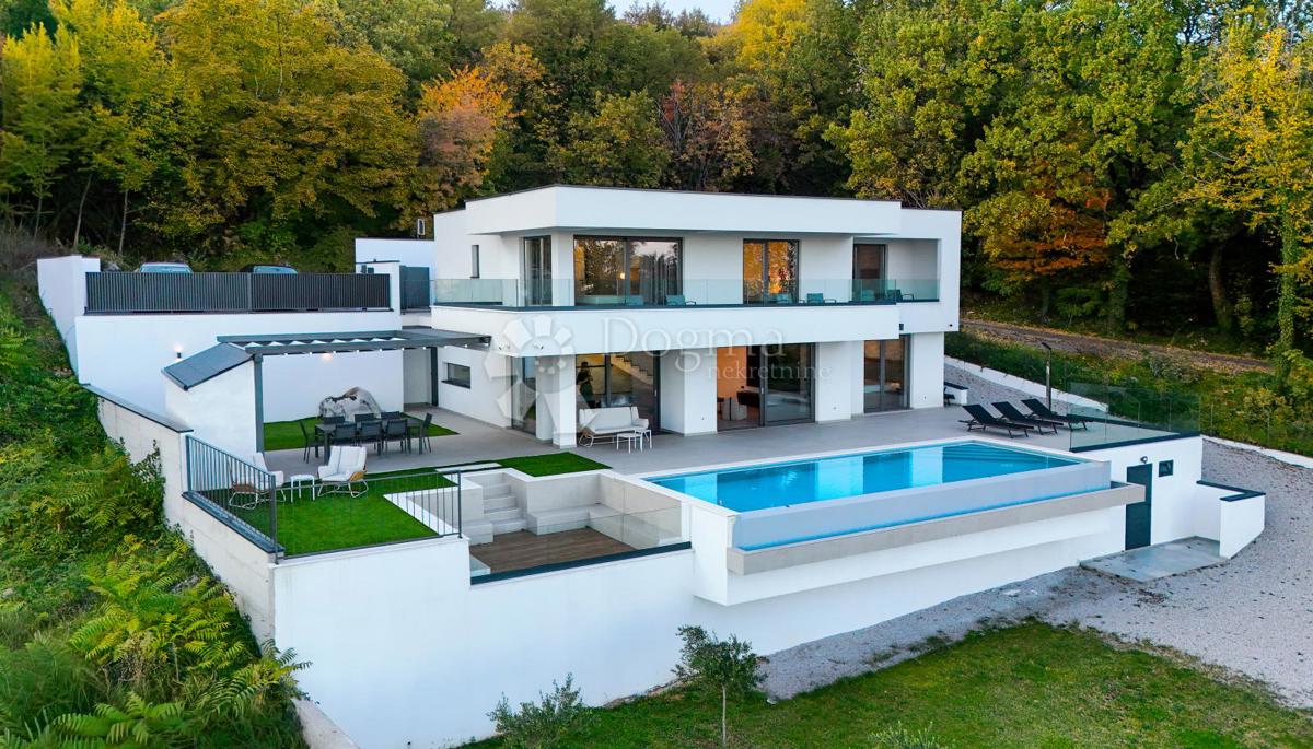 House For sale - PRIMORSKO-GORANSKA LOVRAN