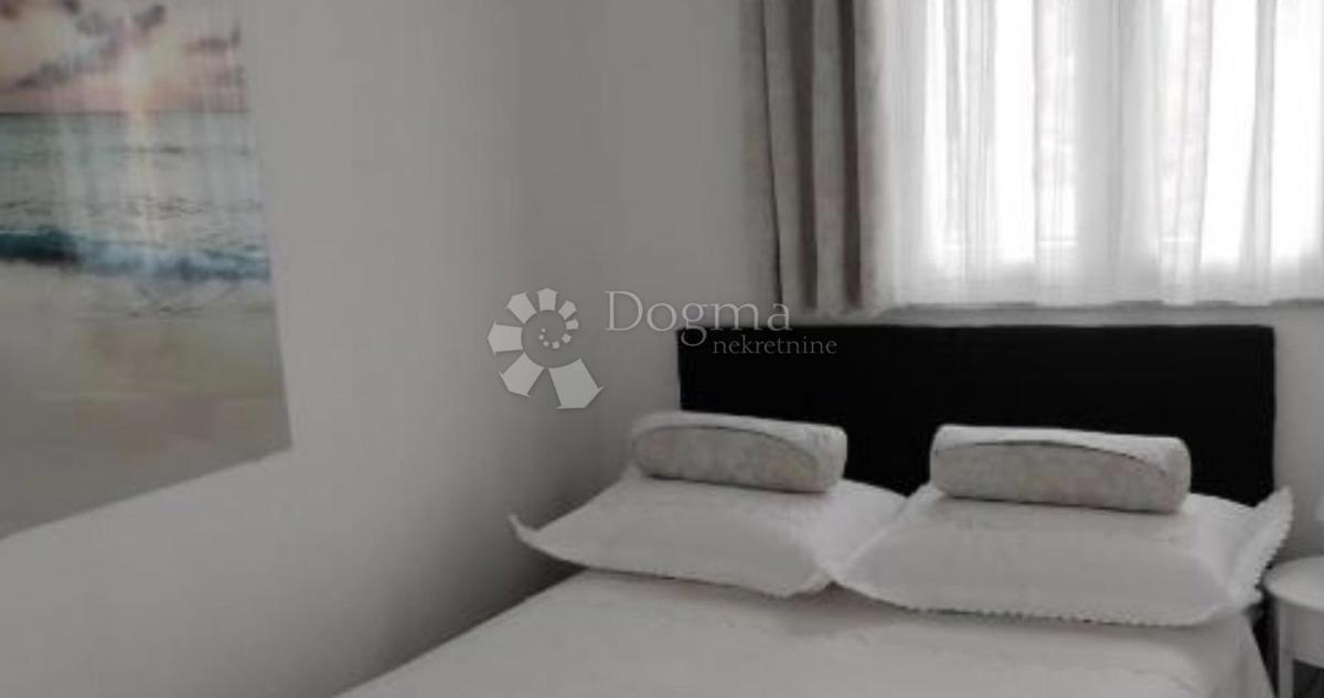 House For sale - SPLITSKO-DALMATINSKA MARINA
