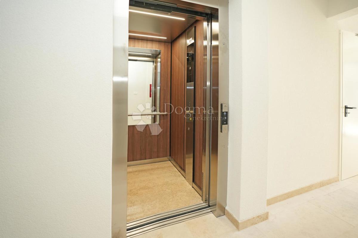 Apartmán Na prodej - ISTARSKA POREČ
