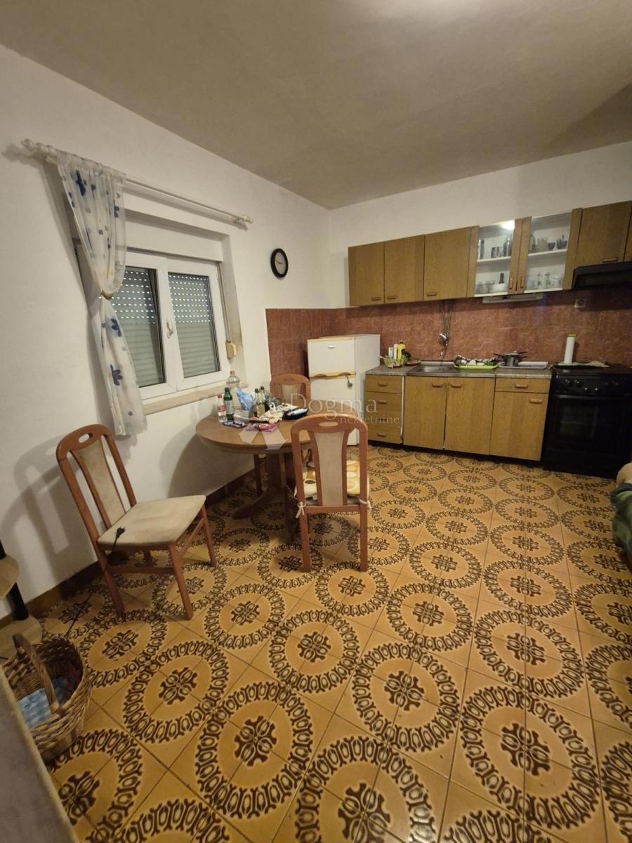 House For sale - SPLITSKO-DALMATINSKA ČIOVO