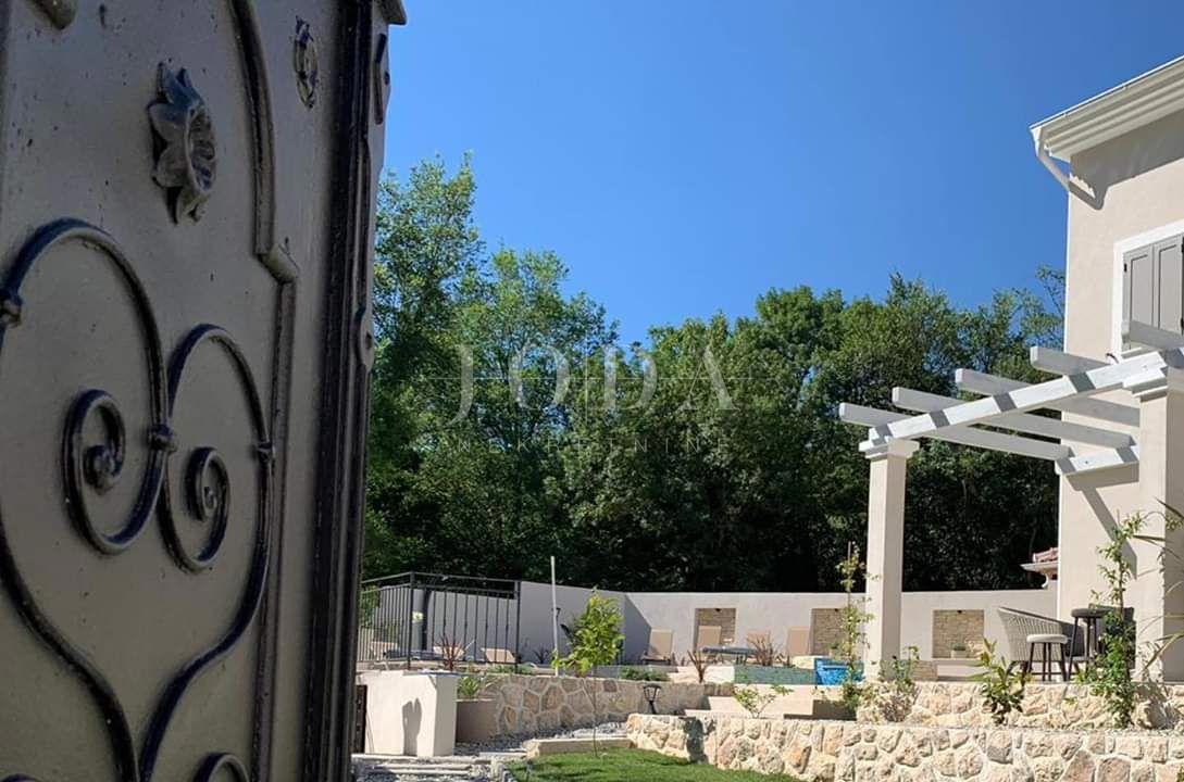 Kuća Na prodaju - PRIMORSKO-GORANSKA VINODOLSKA OPĆINA