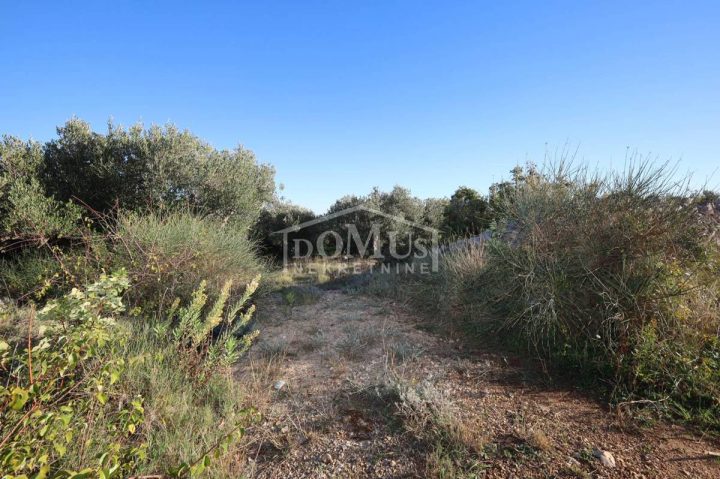 Zemljište na prodaju 1762 m² – Vodice