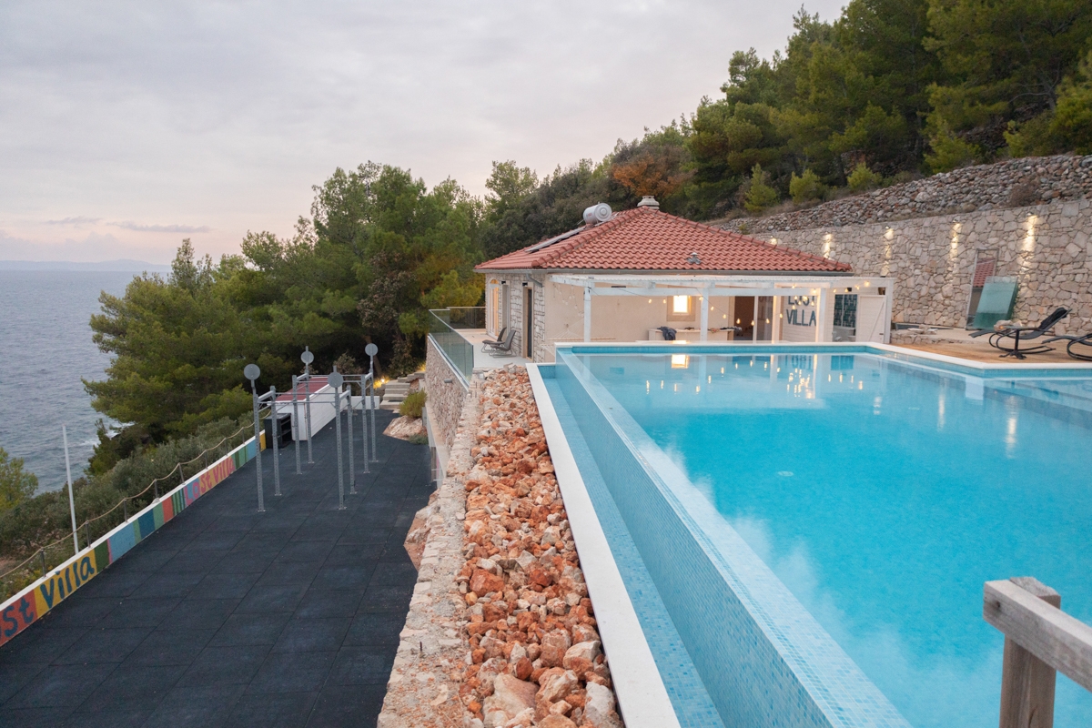 House For sale - SPLITSKO-DALMATINSKA HVAR