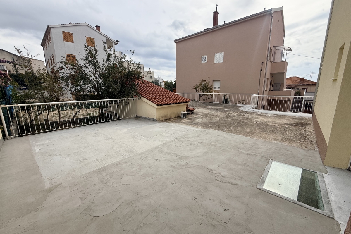 Flat For sale - SPLITSKO-DALMATINSKA SPLIT