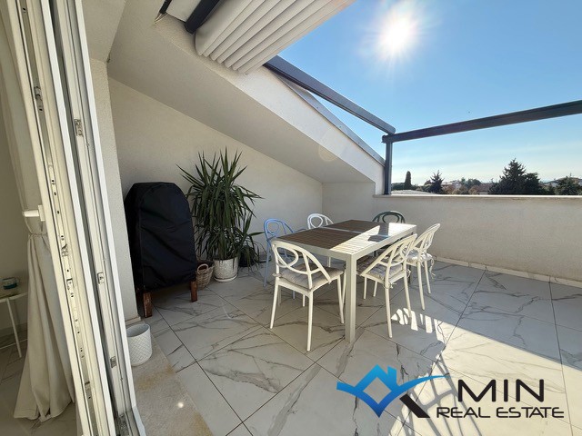 Flat For sale - ISTARSKA NOVIGRAD