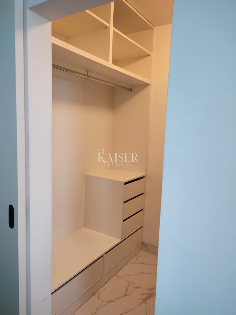 Casa In vendita - SPLITSKO-DALMATINSKA KAŠTELA