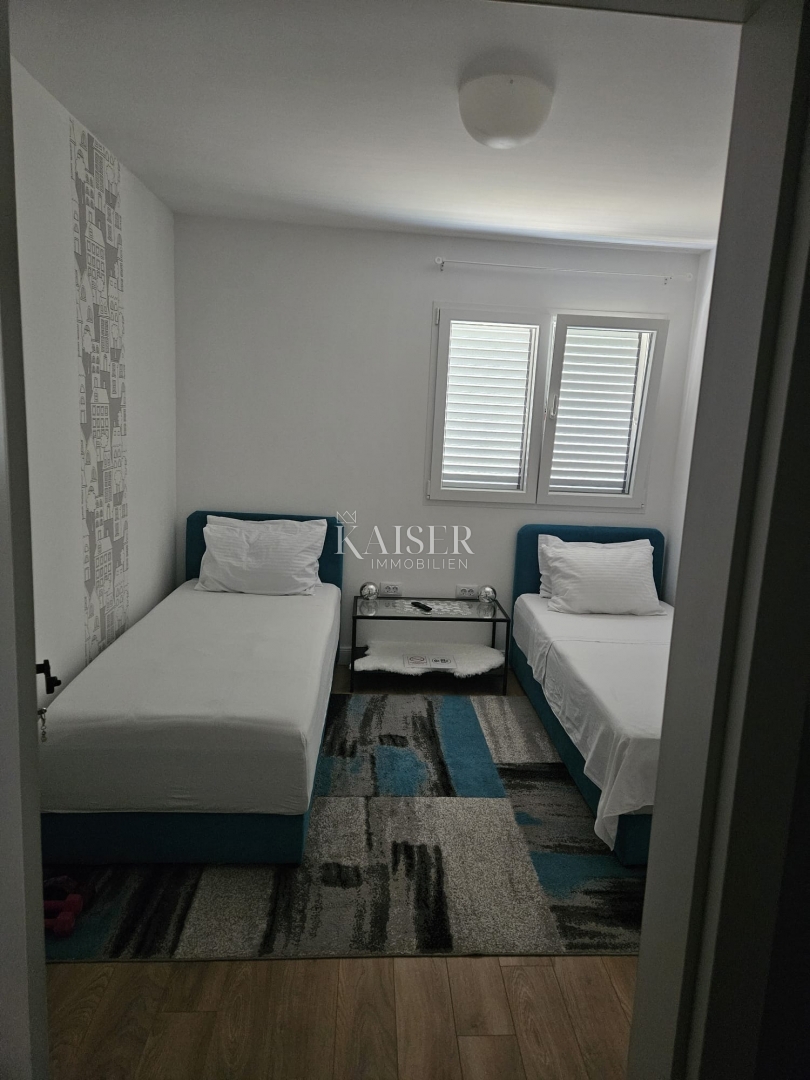 Casa In vendita - SPLITSKO-DALMATINSKA KAŠTELA
