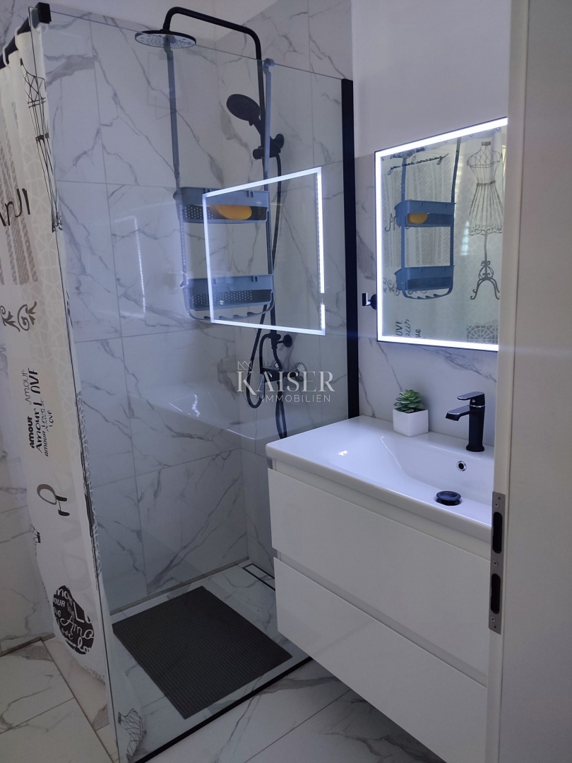 Casa In vendita - SPLITSKO-DALMATINSKA KAŠTELA