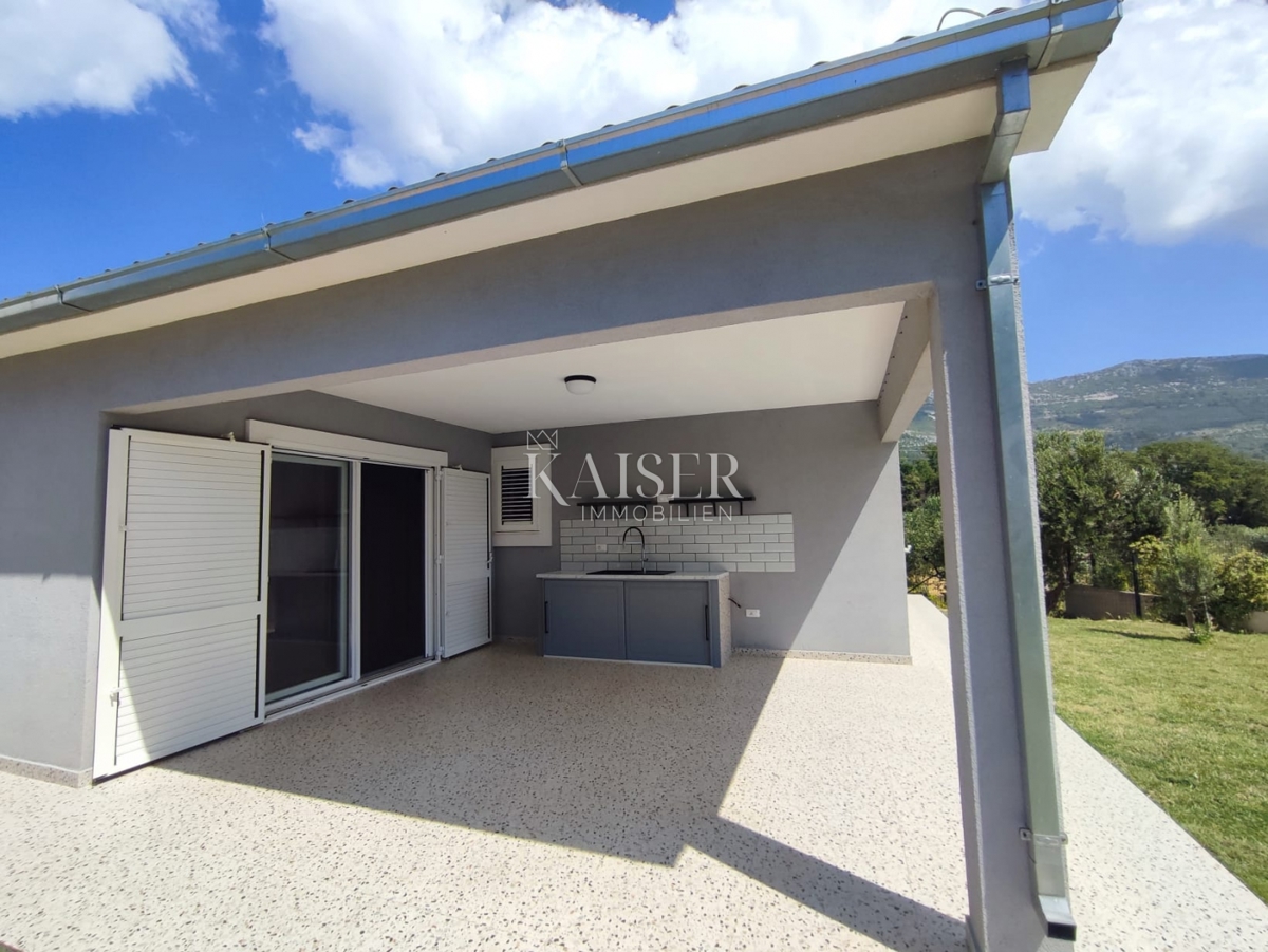 Casa In vendita - SPLITSKO-DALMATINSKA KAŠTELA