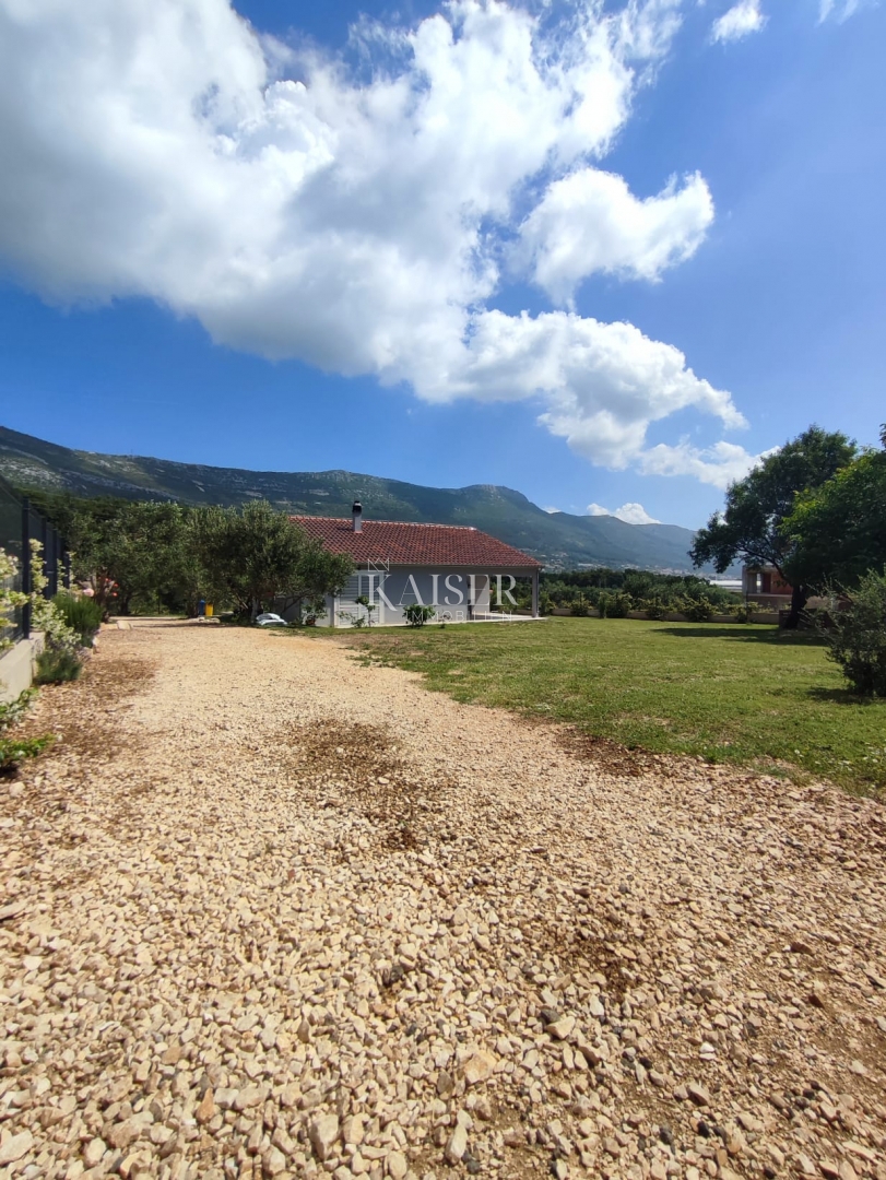 Casa In vendita - SPLITSKO-DALMATINSKA KAŠTELA