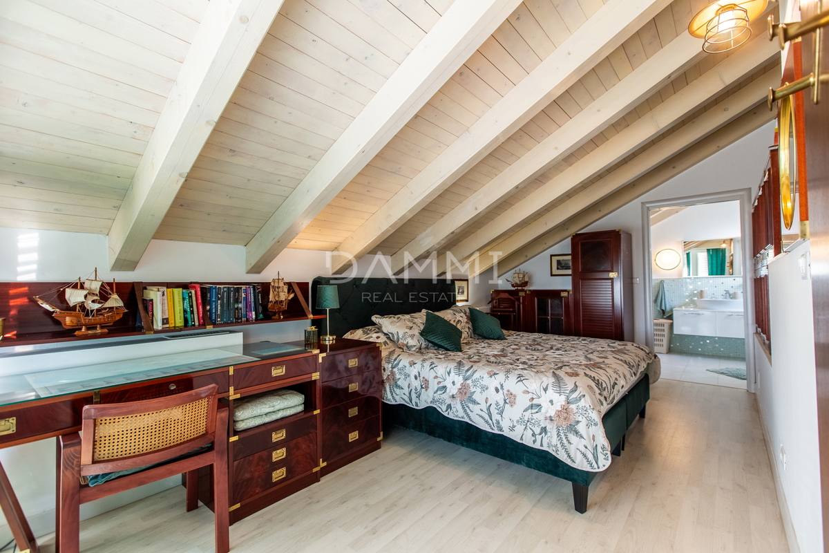 House For sale - ISTARSKA MEDULIN