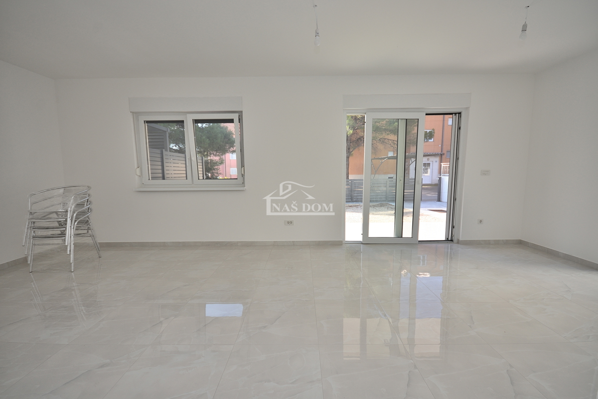 House For sale - ŠIBENSKO-KNINSKA VODICE