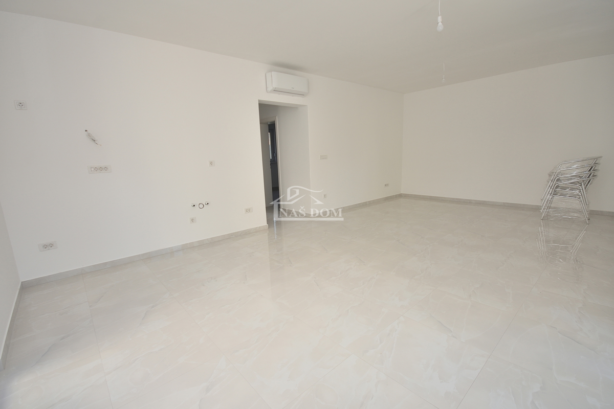 House For sale - ŠIBENSKO-KNINSKA VODICE