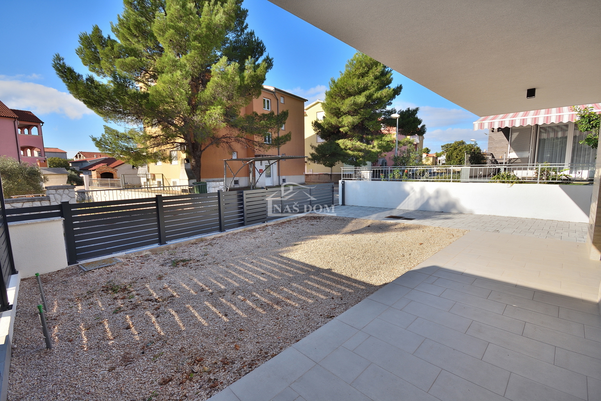House For sale - ŠIBENSKO-KNINSKA VODICE