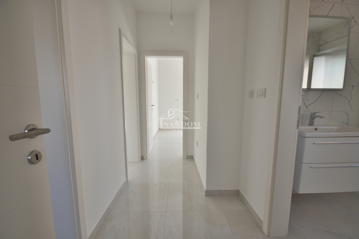 House For sale - ŠIBENSKO-KNINSKA VODICE