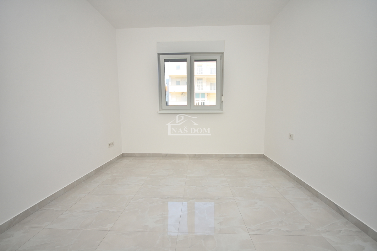 House For sale - ŠIBENSKO-KNINSKA VODICE