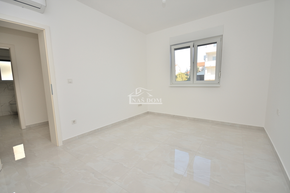 House For sale - ŠIBENSKO-KNINSKA VODICE