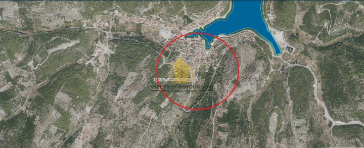Grundstück zu verkaufen 561 m² – Brač