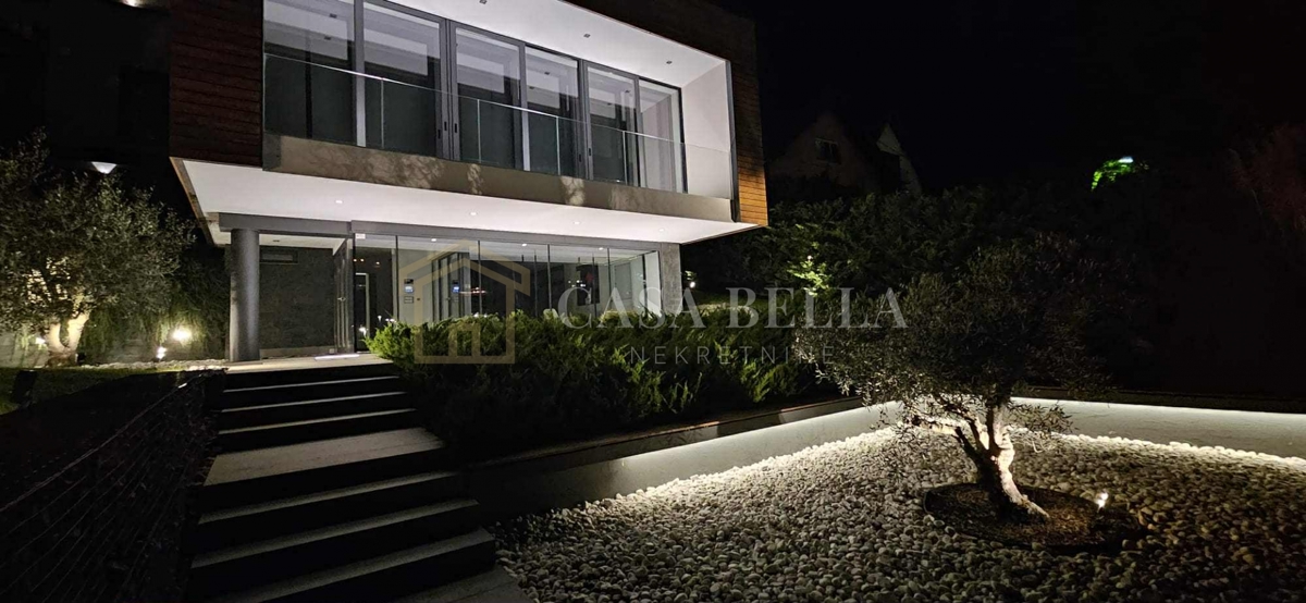Casa In vendita - GRAD ZAGREB ZAGREB