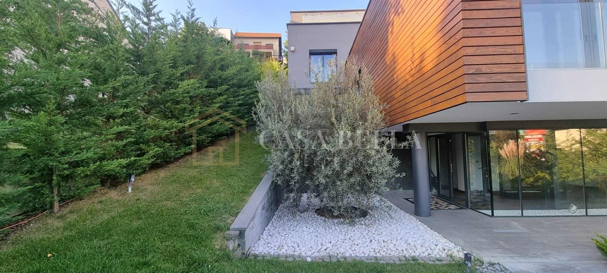 Casa In vendita - Grad Zagreb Zagreb - foto 4/25