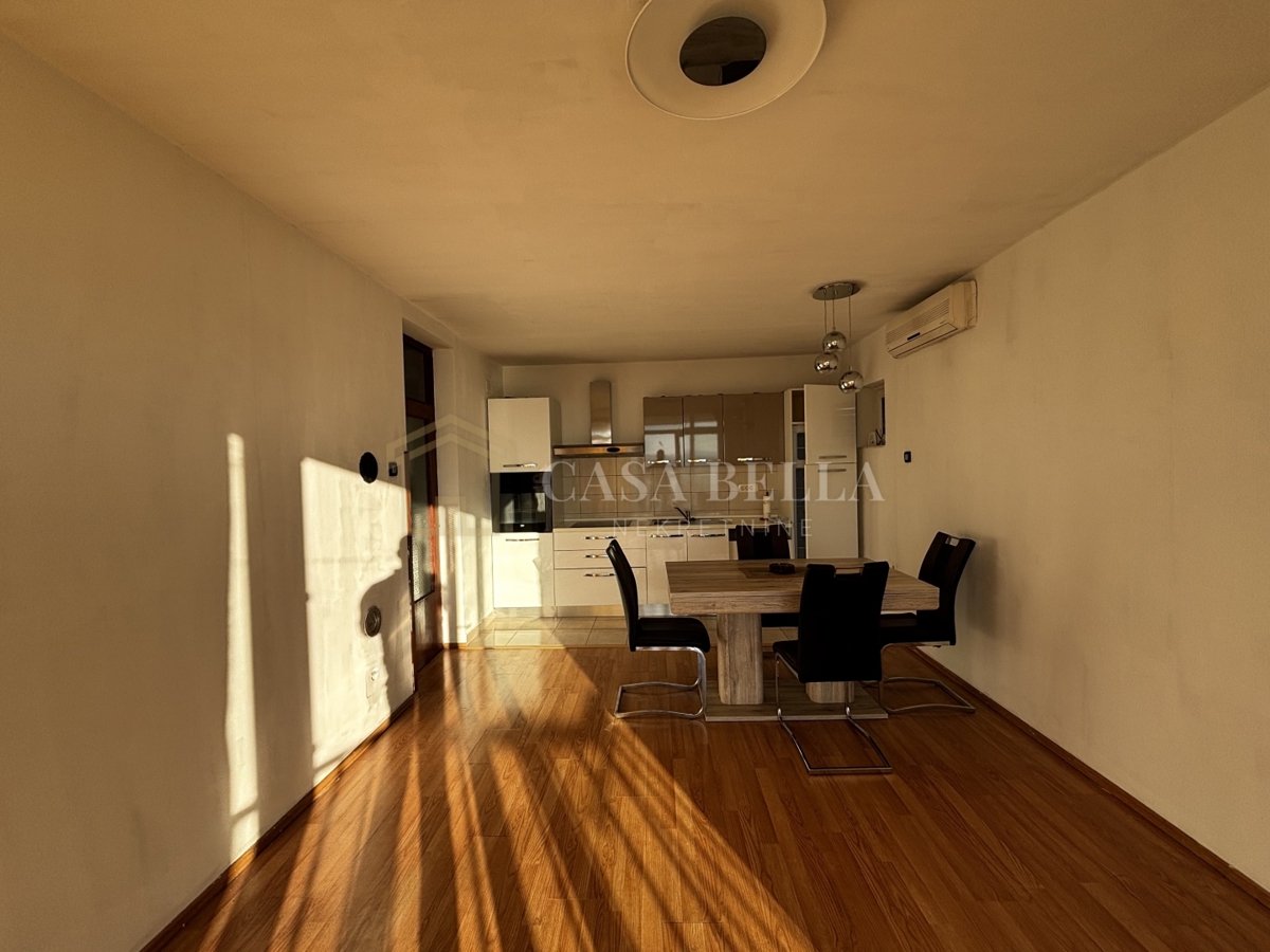 Apartmán Na predaj - LIČKO-SENJSKA SENJ