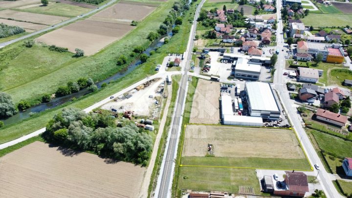 Pozemek na prodej 3600 m² – Zaprešić