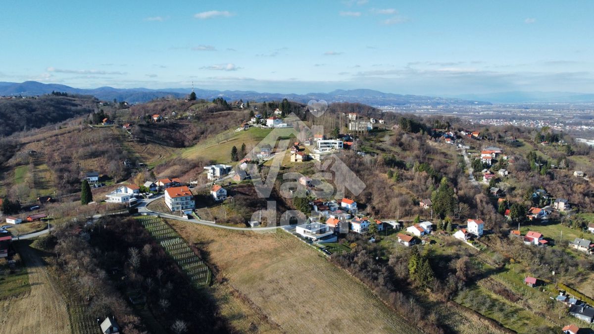Pozemok Na predaj - ZAGREBAČKA SVETA NEDELJA
