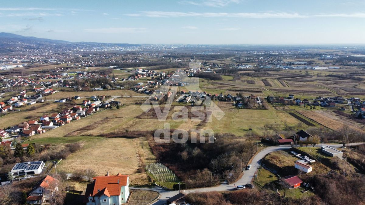 Pozemok Na predaj - ZAGREBAČKA SVETA NEDELJA