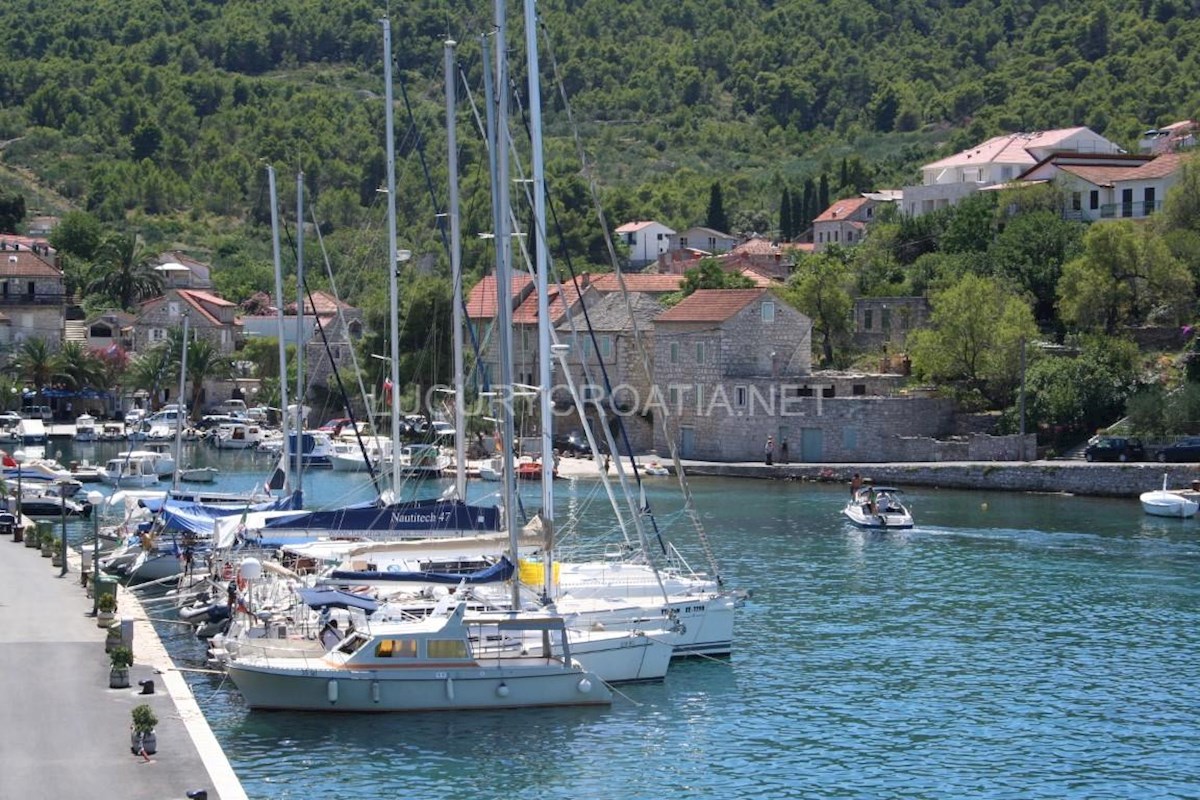Dom Na predaj - SPLITSKO-DALMATINSKA ŠOLTA