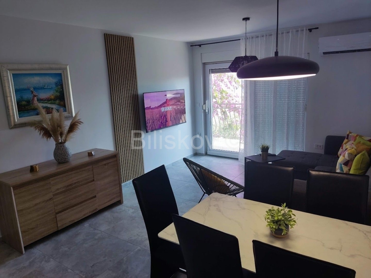 Apartma Za najem - SPLITSKO-DALMATINSKA KAŠTELA