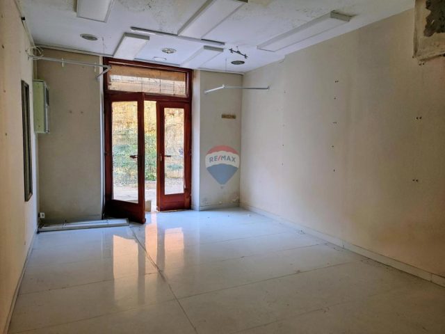 Commerciale da affittare 30 m² – Rovinj