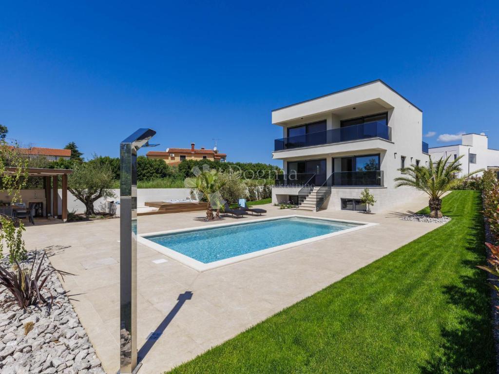 House For sale - Istarska Poreč - foto 1/35