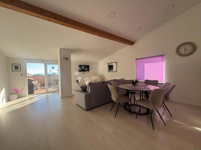 Apartma za najem 100 m² – Viškovo
