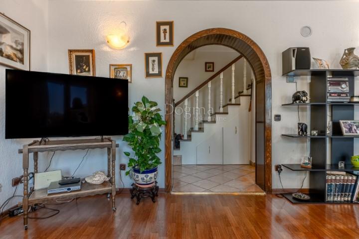 House For sale - Primorsko-goranska Kostrena - foto 5/17