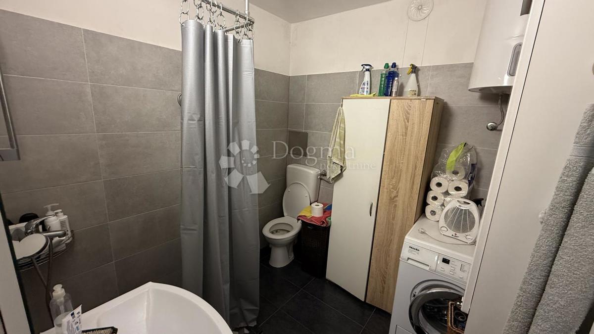 Appartamento In vendita - SPLITSKO-DALMATINSKA SPLIT