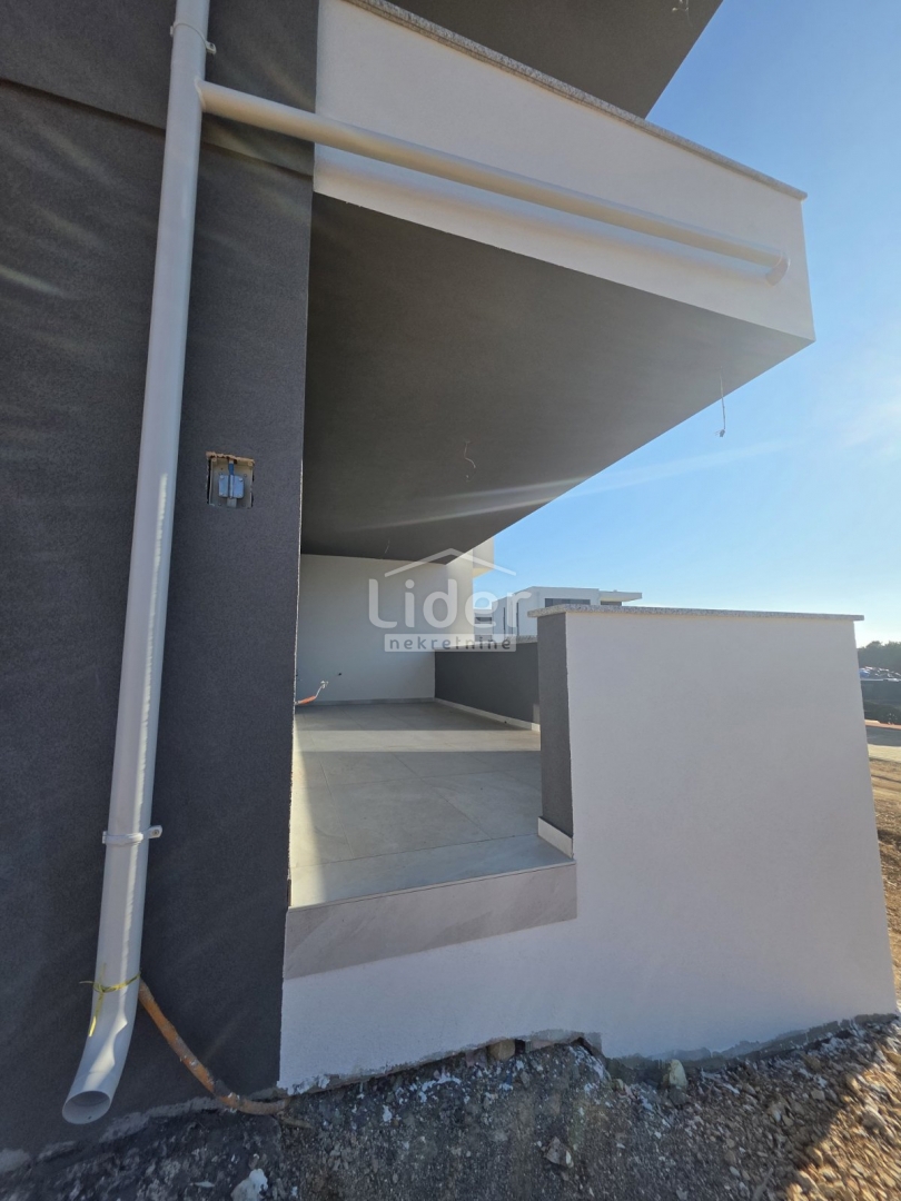 Mieszkanie Na sprzedaż - LIČKO-SENJSKA NOVALJA