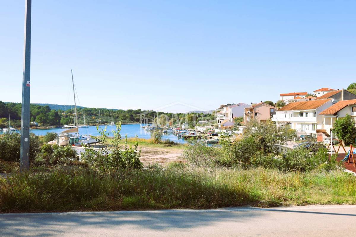 Zemljište Na prodaju - ŠIBENSKO-KNINSKA ŠIBENIK