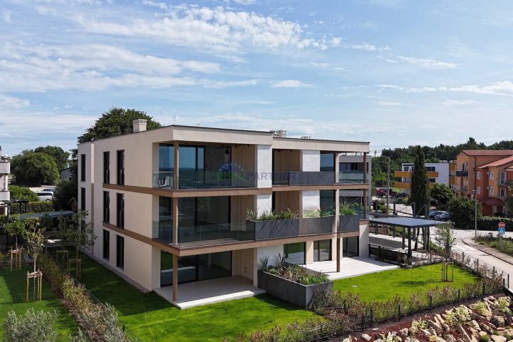 Mieszkanie na sprzedaż 77 m² – Novigrad