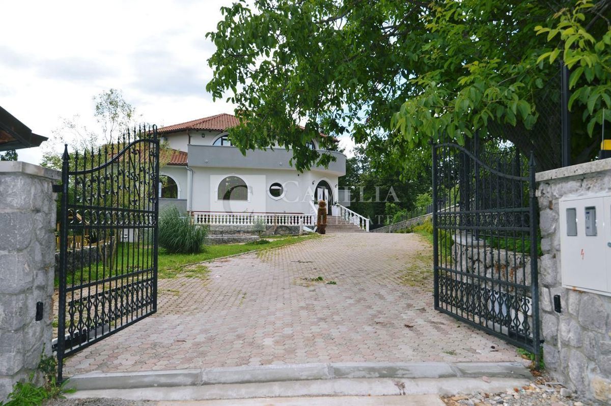 Dom Na predaj - PRIMORSKO-GORANSKA MATULJI
