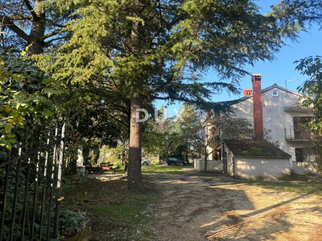 Maison à vendre 214 m² – Poreč