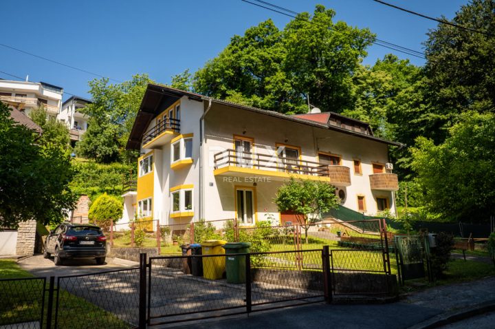 House for sale 350 m² – Zagreb