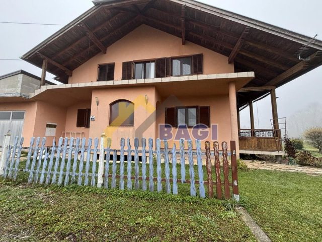 Dom na prenájom 250 m² – Velika Gorica