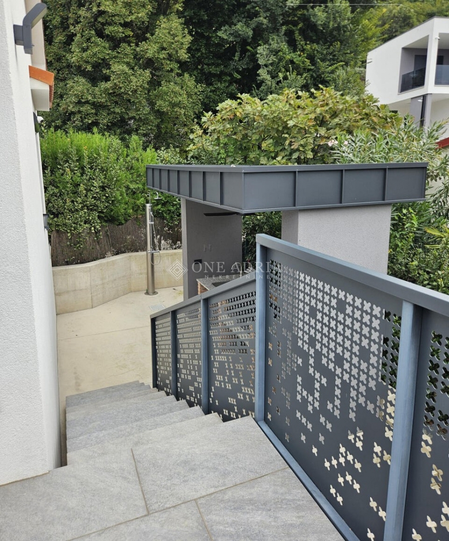 Casa In vendita - PRIMORSKO-GORANSKA KRK