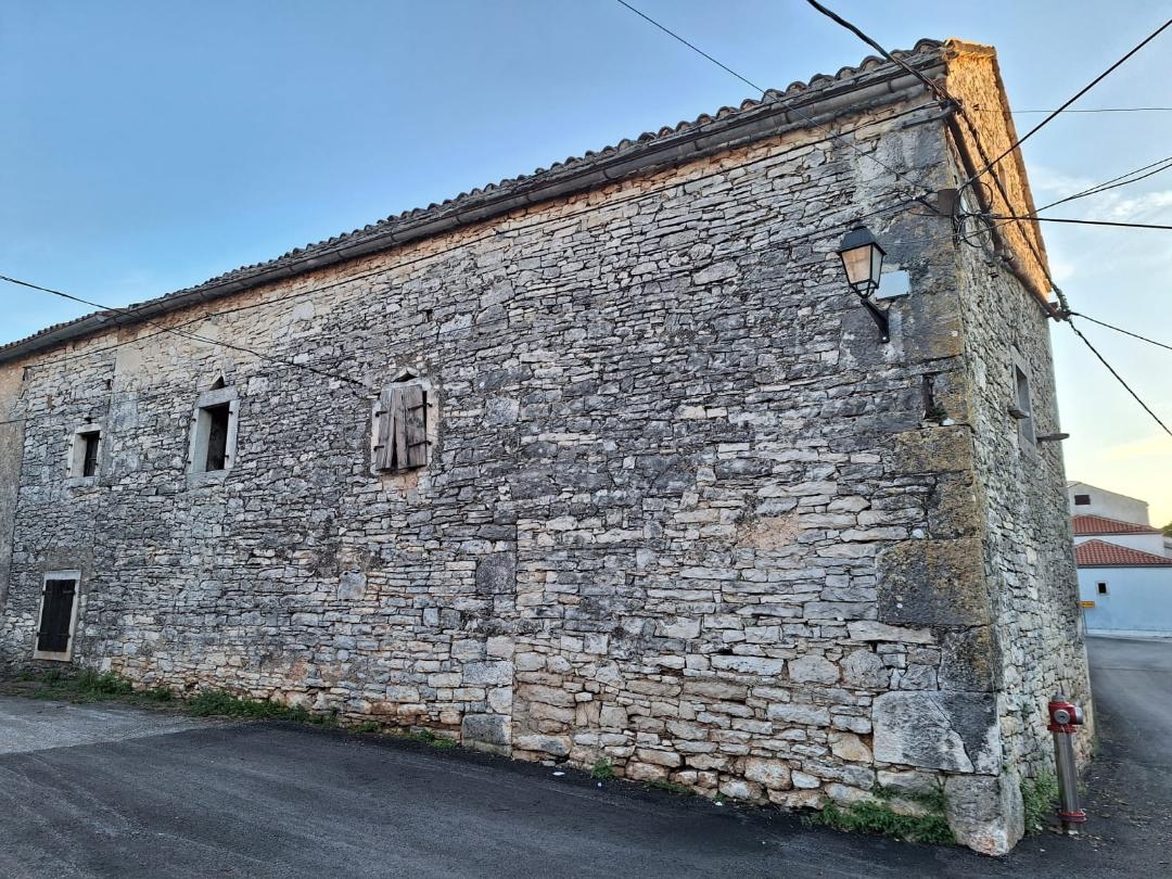Kuća Na prodaju - Istarska Marčana - foto 3/4