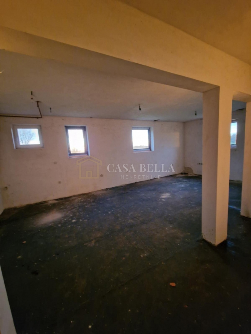 Casa In vendita - ZAGREBAČKA KRIŽ