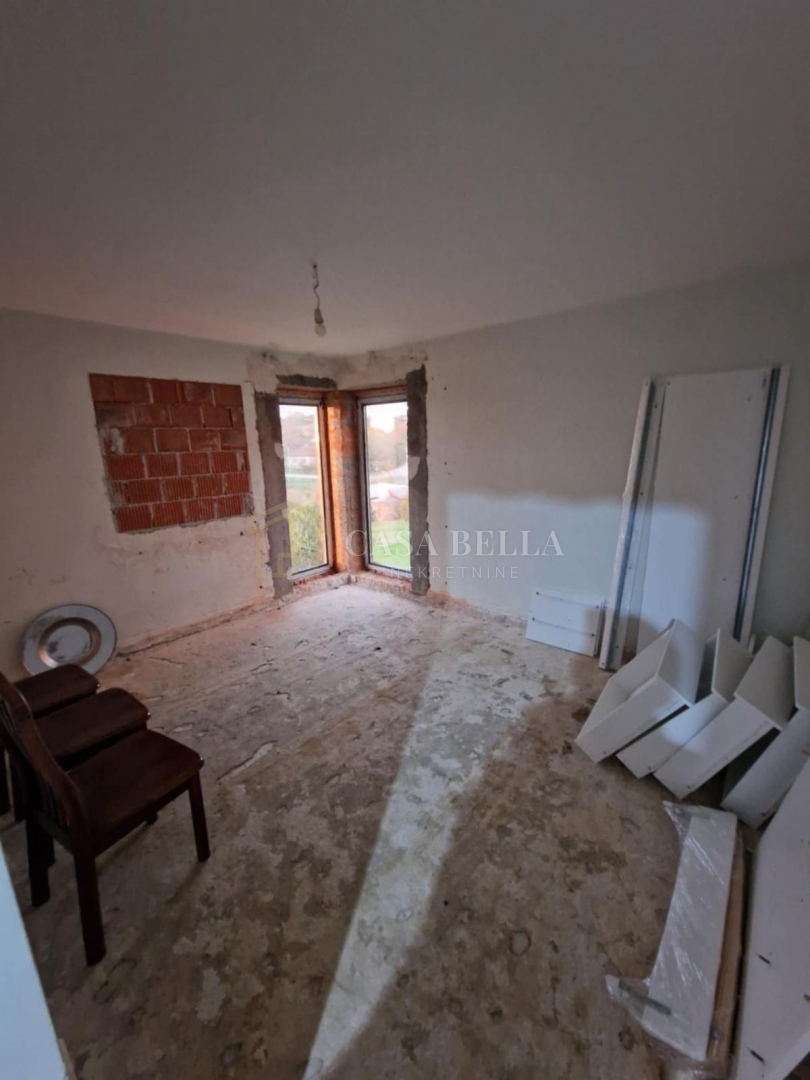 Casa In vendita - ZAGREBAČKA KRIŽ