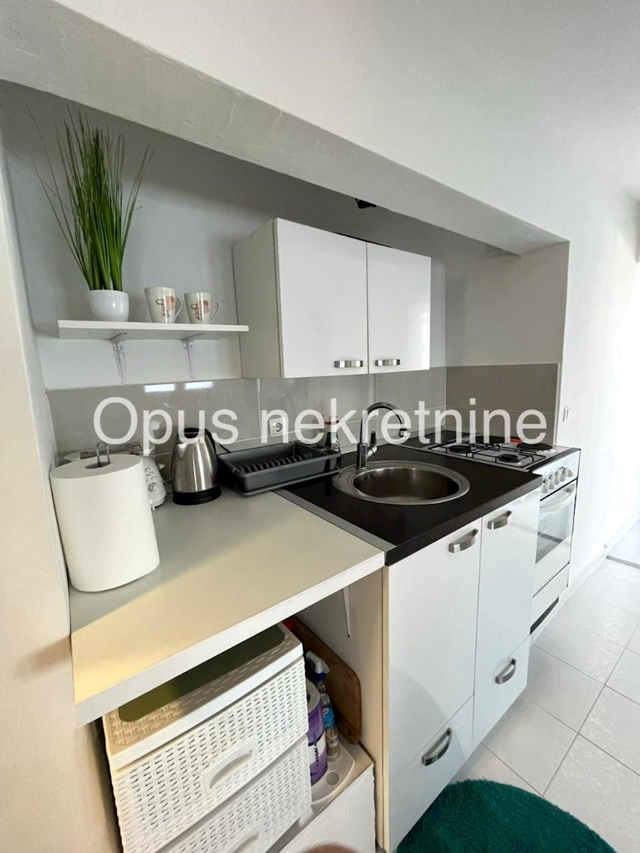 Haus Zu verkaufen - DUBROVAČKO-NERETVANSKA OREBIĆ