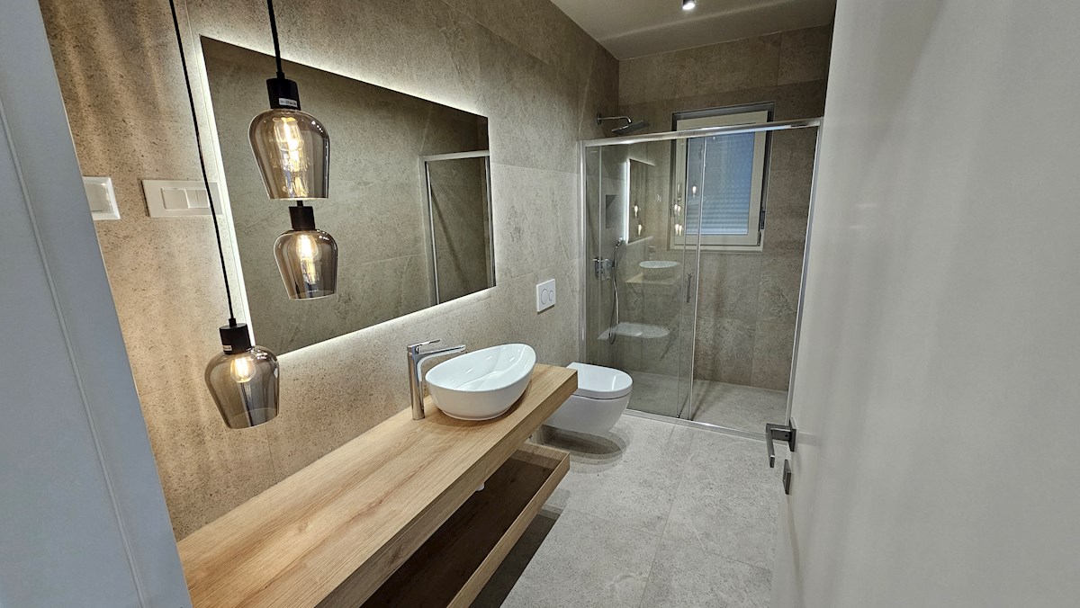 House For sale - ISTARSKA NOVIGRAD