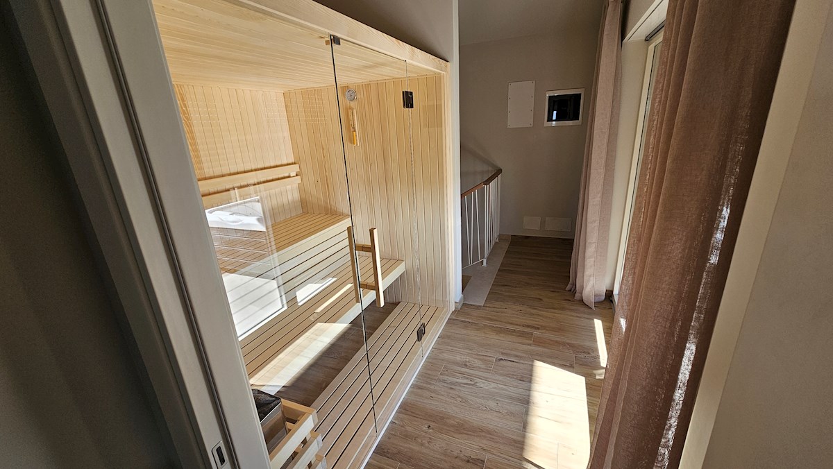 House For sale - ISTARSKA NOVIGRAD